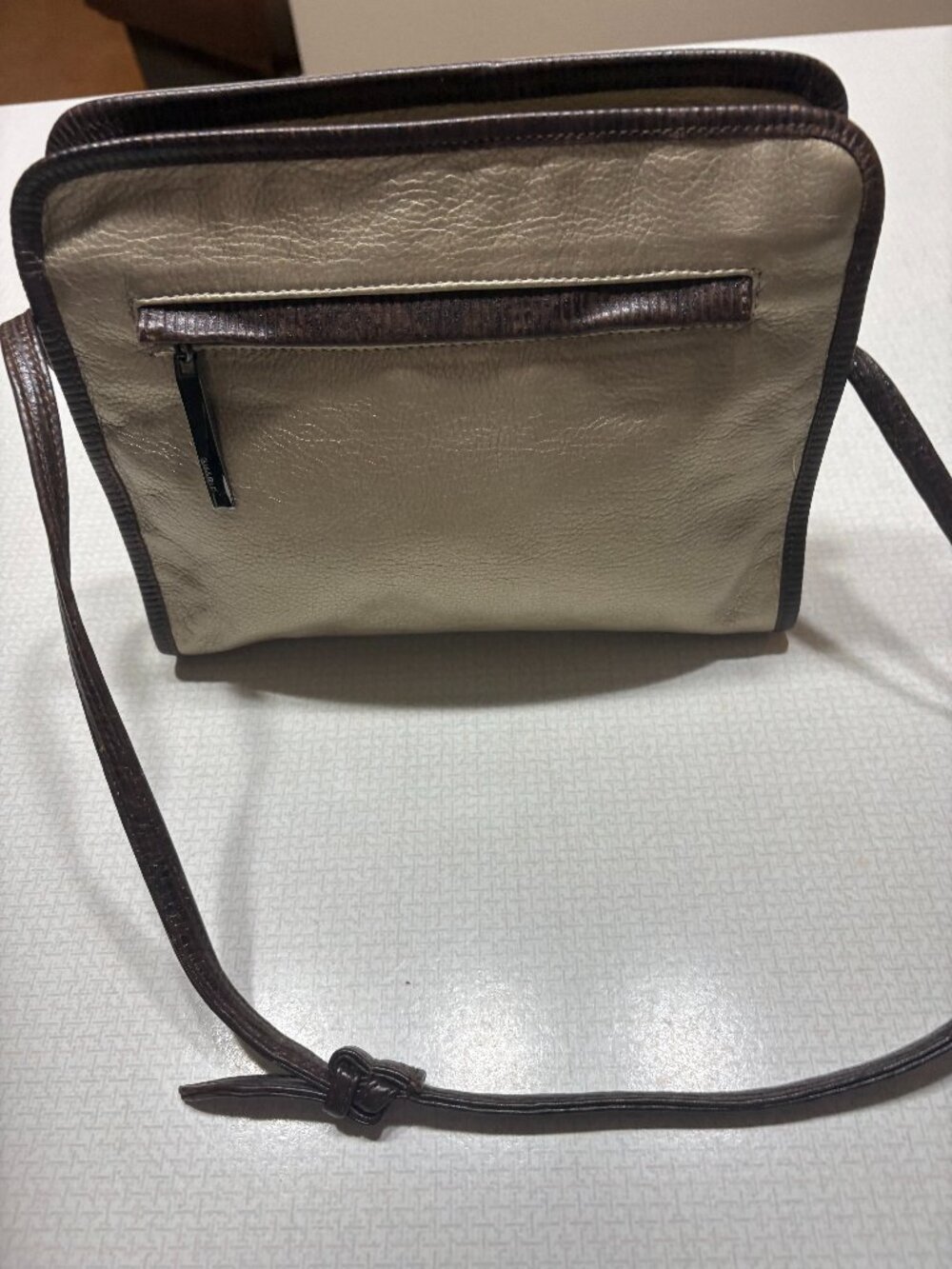 NWOT Americana by Sharif Gold & Dark Brown Crossbody
